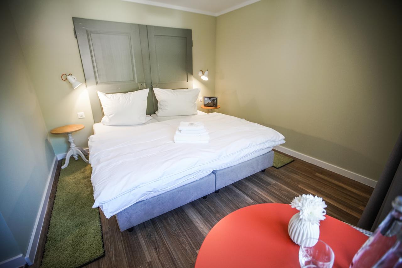 B&B Zum Schleif Varen ภายนอก รูปภาพ